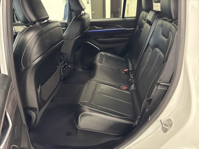 Used 2023 Jeep Grand Cherokee Overland image 21