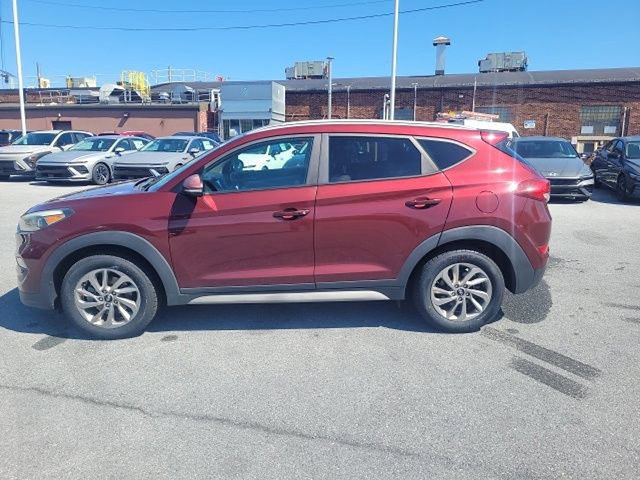 Used 2017 Hyundai Tucson SE Plus AWD/4WD image 18