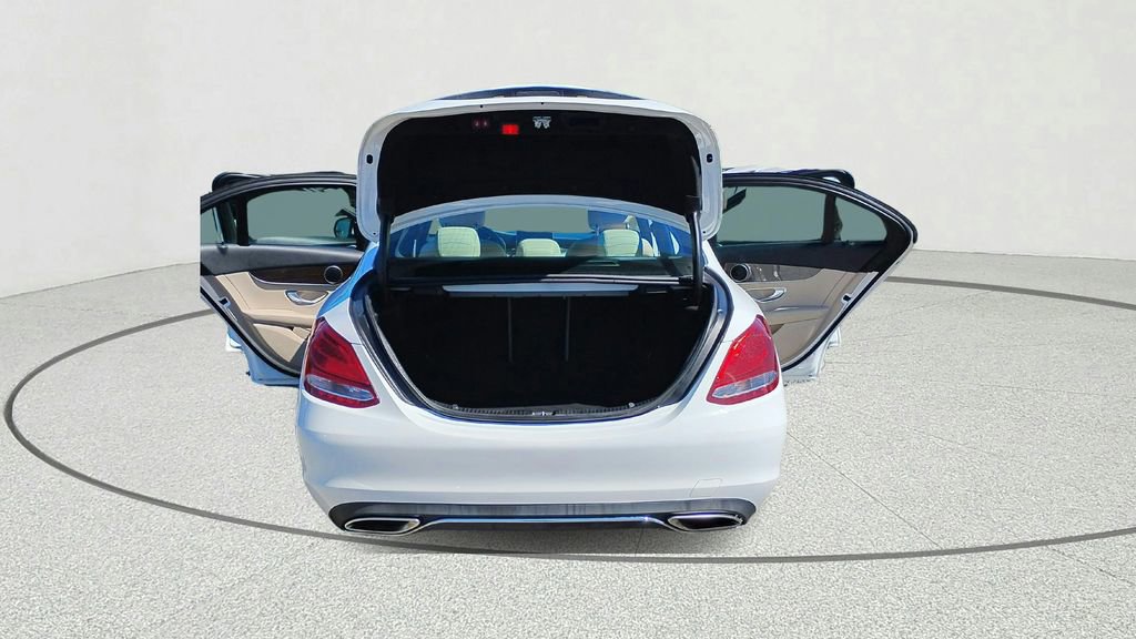 Used 2018 Mercedes-Benz C 300 Sedan image 12
