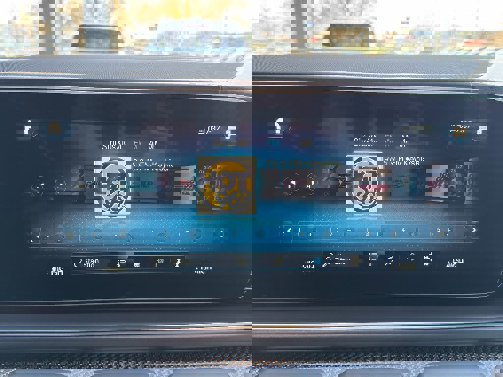 Used 2021 Mercedes-Benz GLS 63 AMG 4MATIC image 29