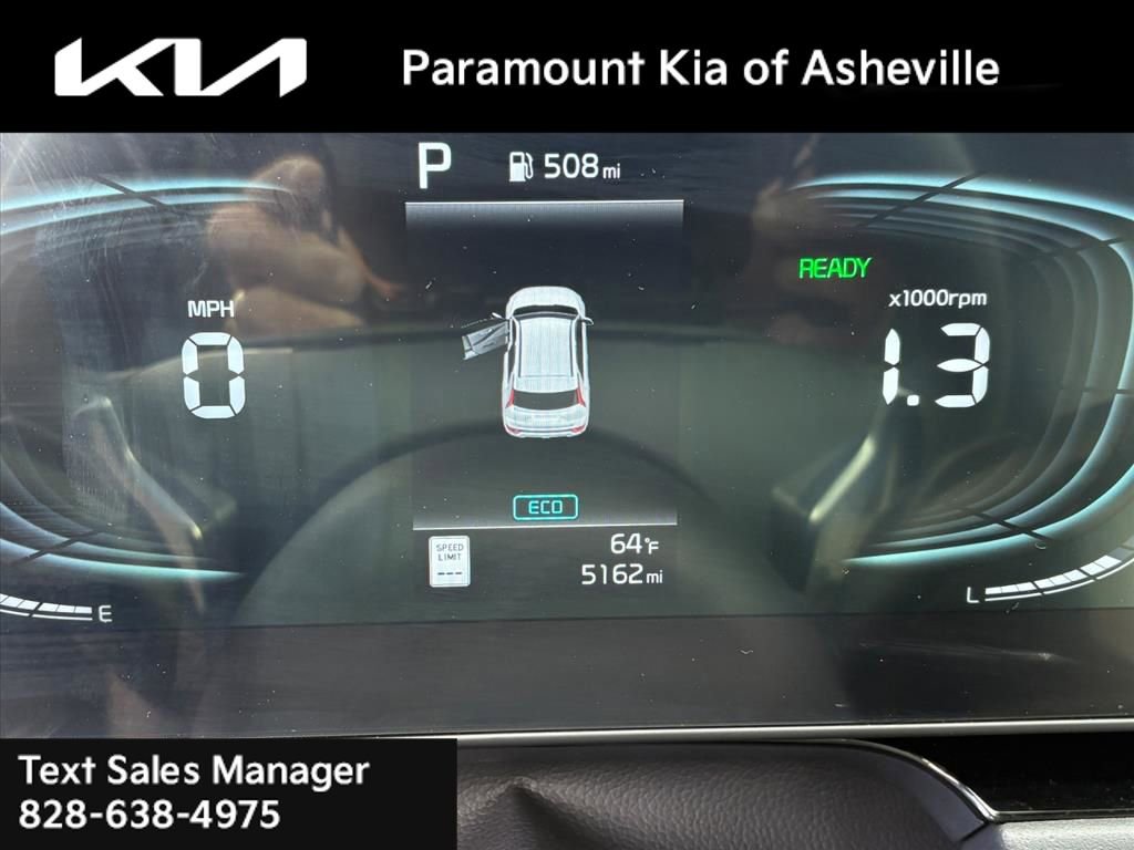 Certified 2025 Kia Niro EX image 8