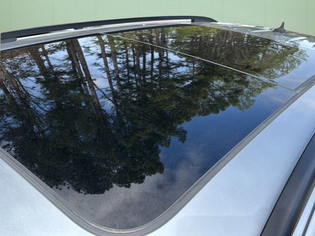 Used 2020 Volkswagen Tiguan SE FWD image 15