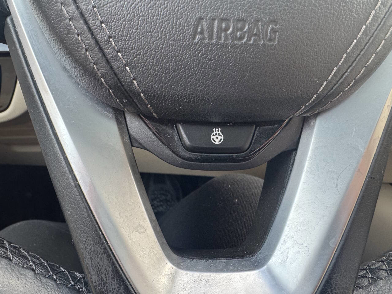 Used 2019 BMW 530i xDrive image 40