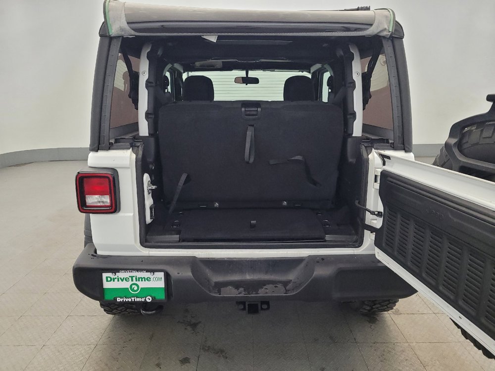 Used 2022 Jeep Wrangler Sport image 29