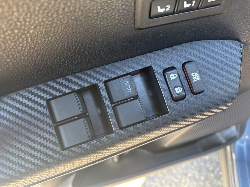 Used 2013 Toyota RAV4 Limited image 14