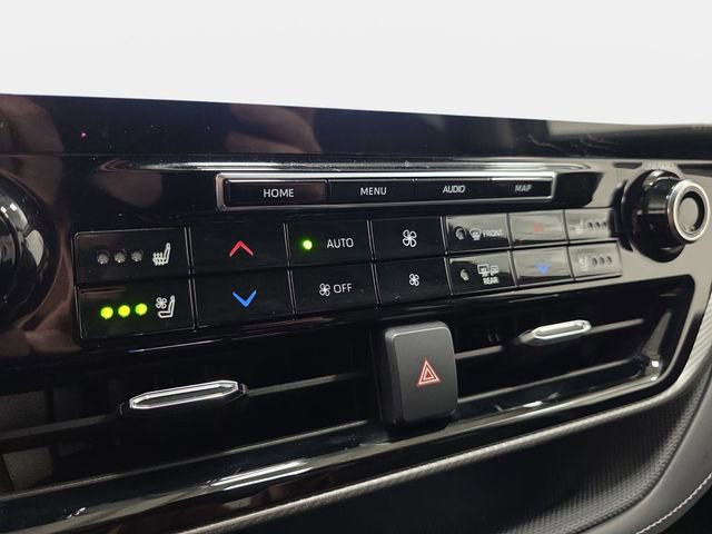 Used 2021 Toyota Highlander Platinum image 23