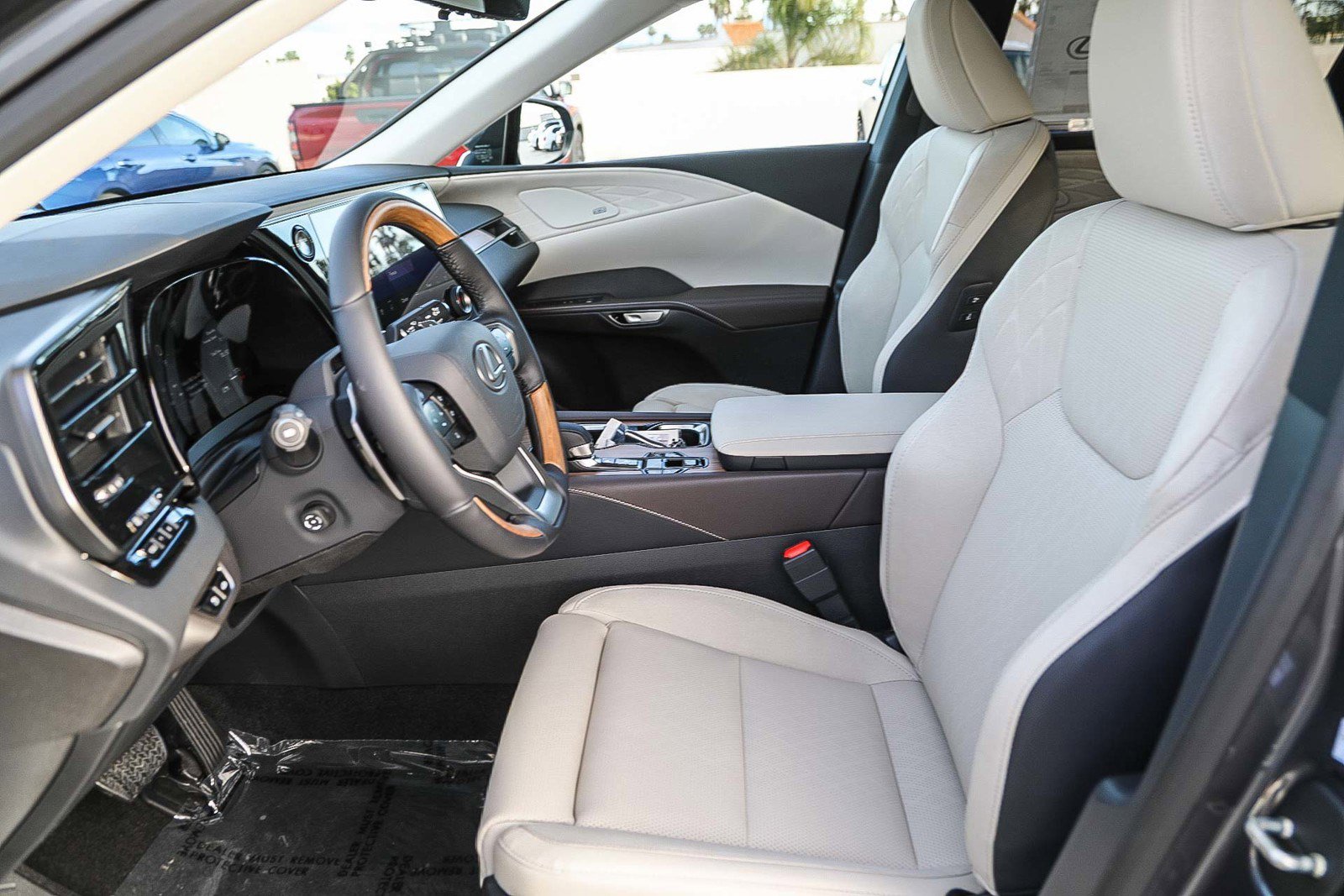 New 2026 Lexus RX 450h 450h+ Luxury image 17