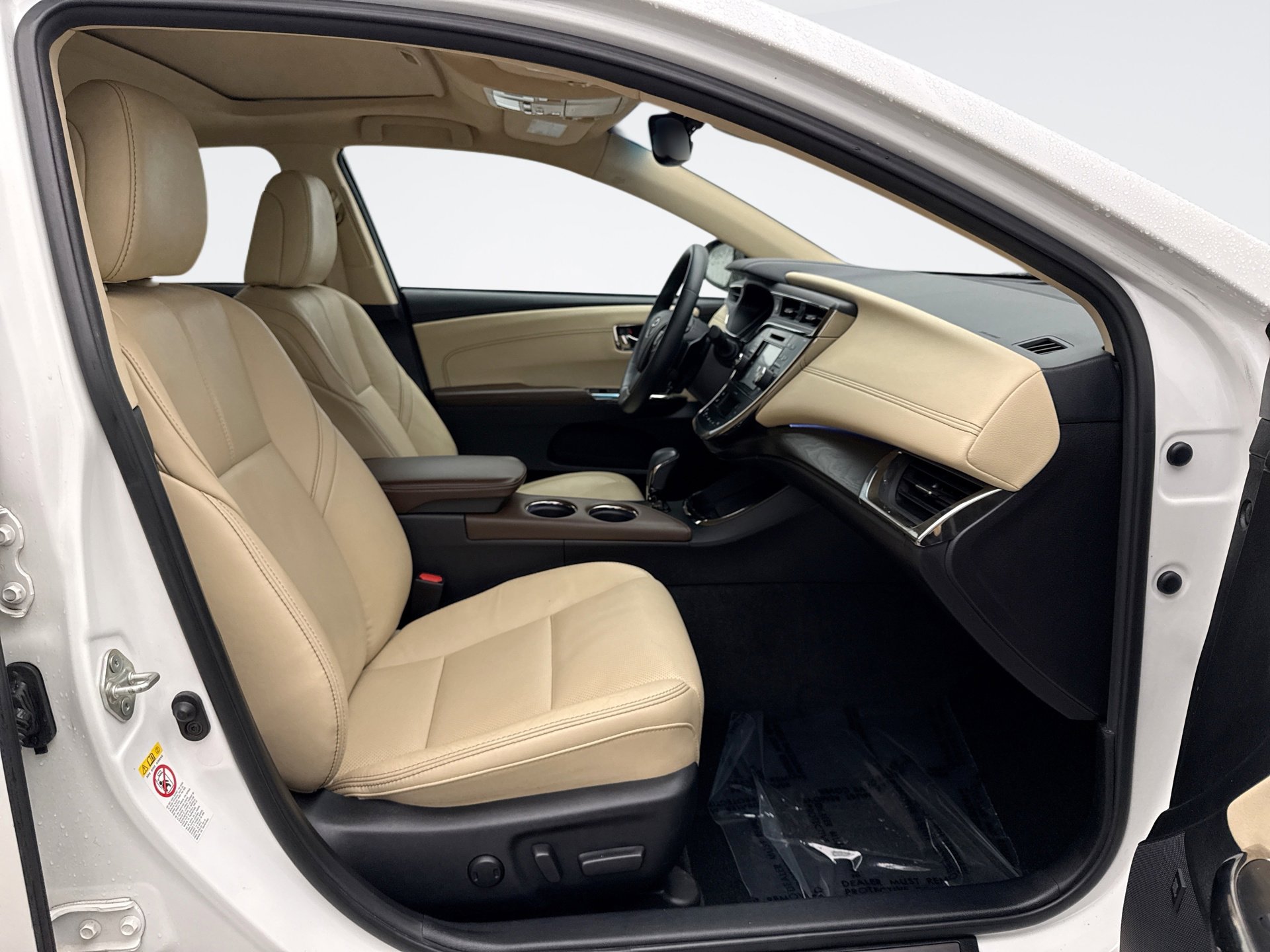 Used 2017 Toyota Avalon Limited w/ Carpet Mat Package image 19