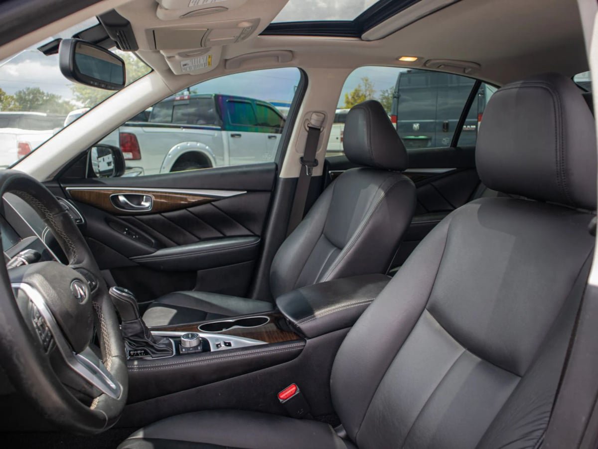 Used 2019 INFINITI Q50 Luxe RWD image 25