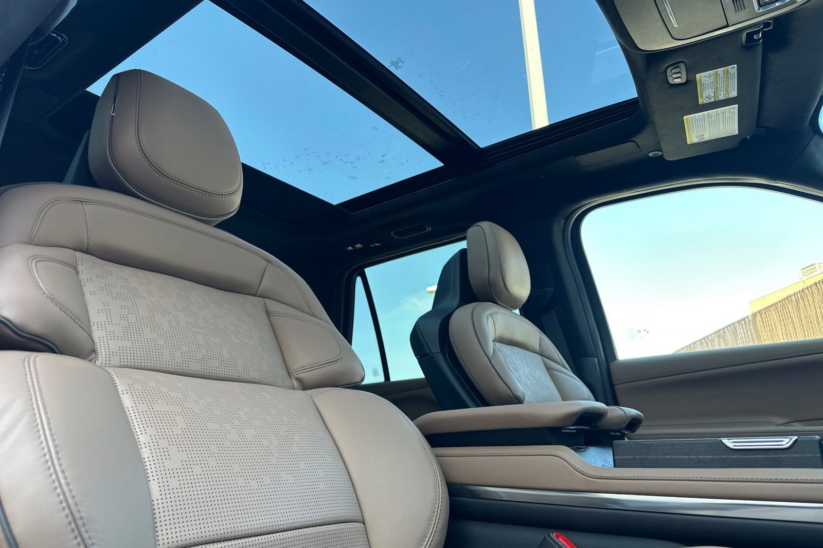 New 2026 Lincoln Navigator Black Label image 17