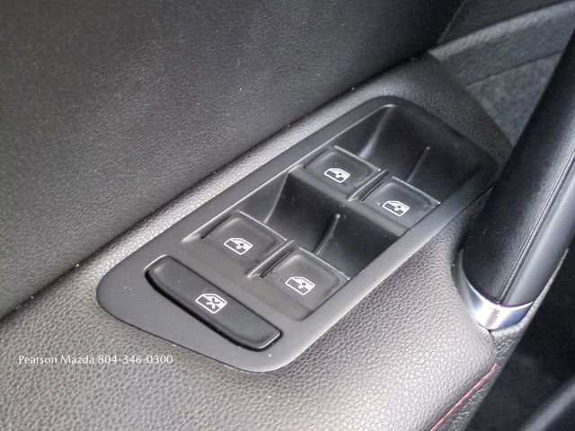 Used 2017 Volkswagen GTI SE image 25