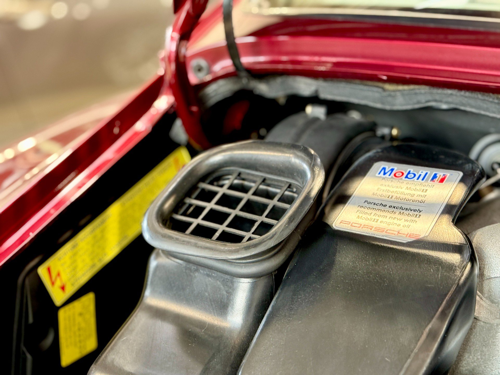 Used 1998 Porsche 911 Carrera S image 94