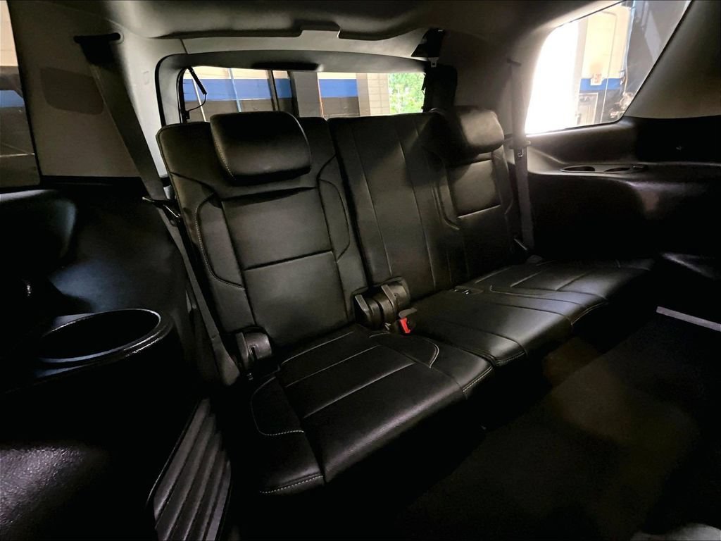 Used 2020 Chevrolet Tahoe Premier AWD/4WD image 17