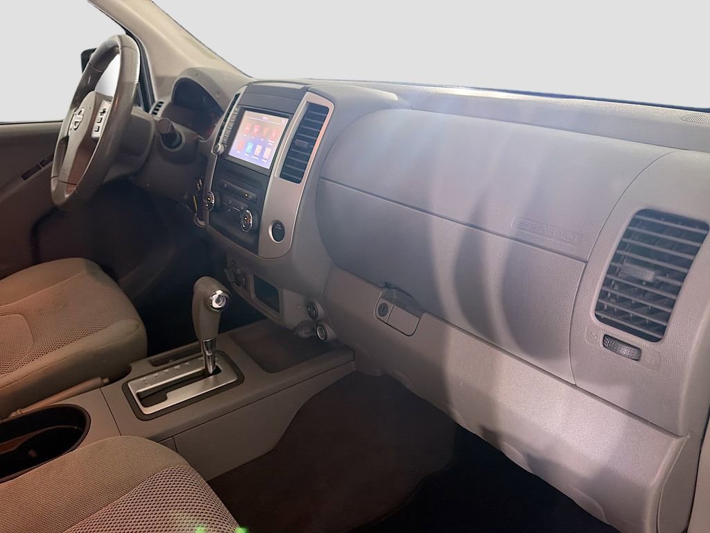 Used 2019 Nissan Frontier SV image 30
