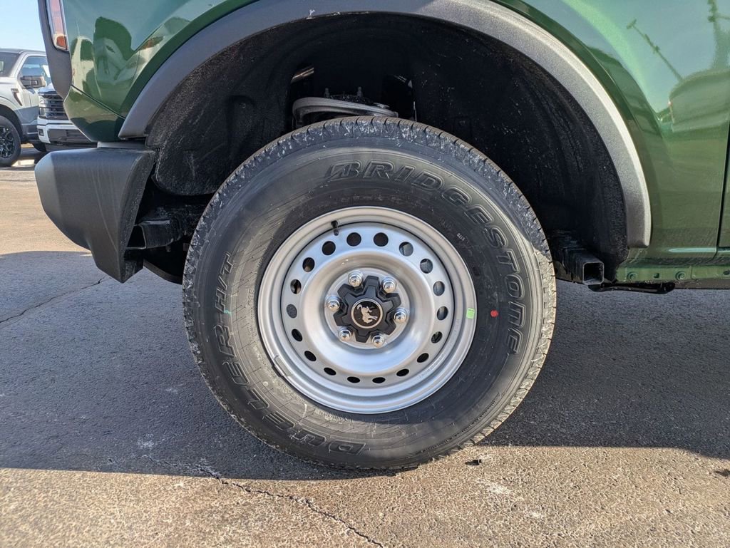 New 2025 Ford Bronco 4-Door image 12