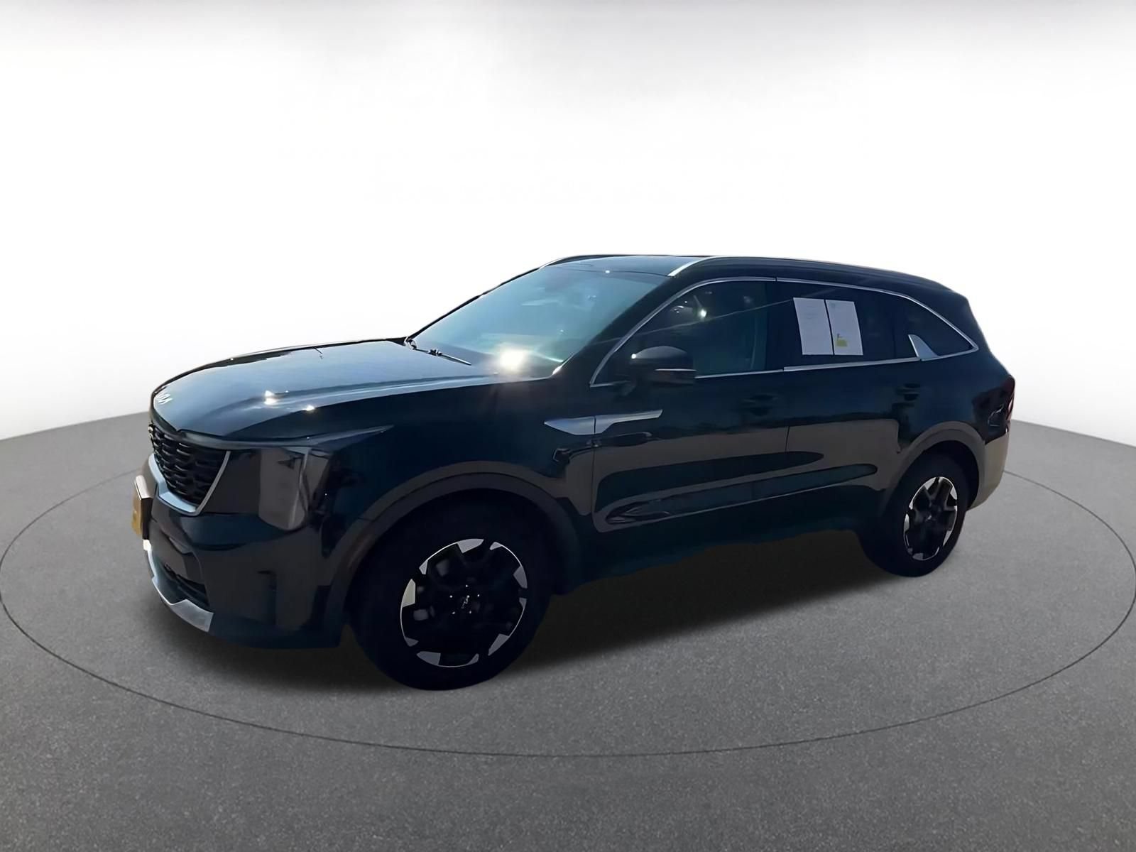Used 2024 Kia Sorento S FWD image 8