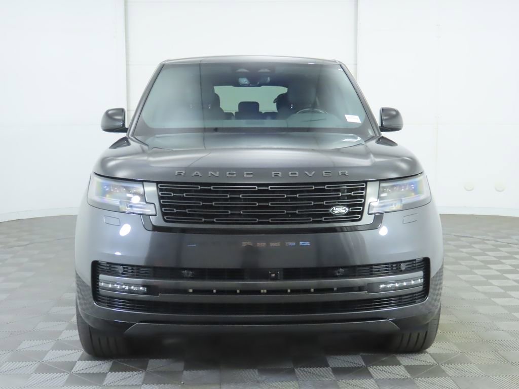 New 2026 Land Rover Range Rover Long Wheelbase SE image 2