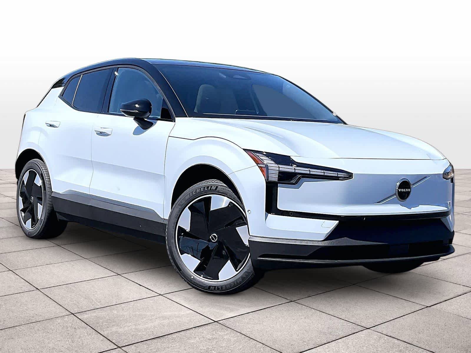 New 2026 Volvo EX30 Ultra w/ Climate Package AWD/4WD image 2