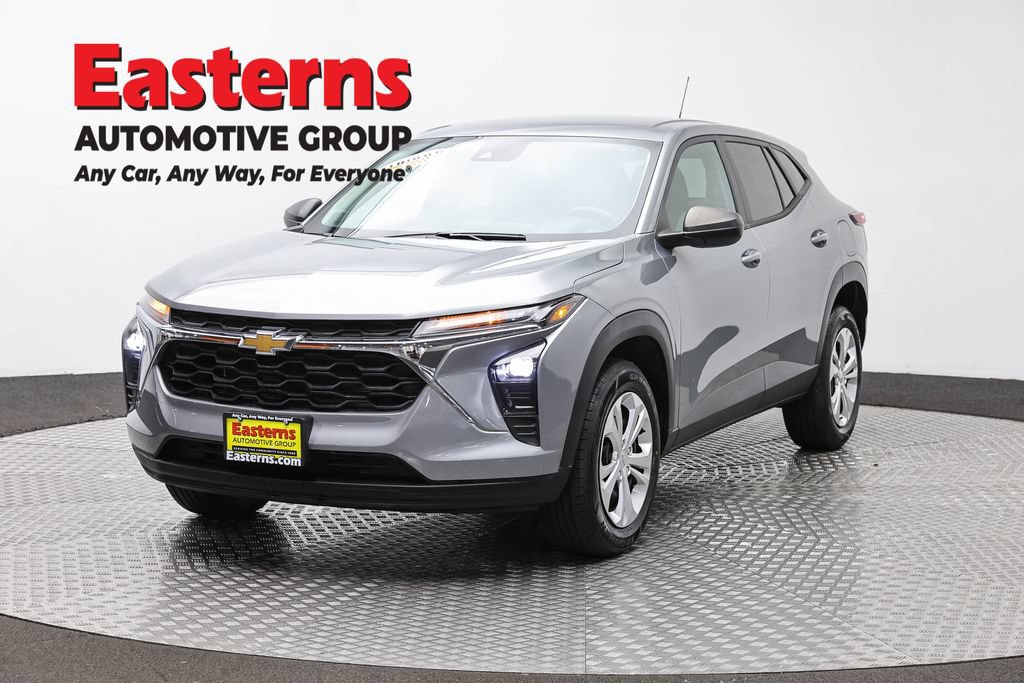 Used 2024 Chevrolet Trax LS