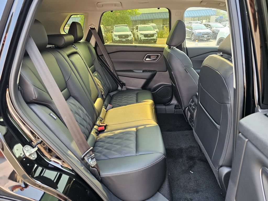 New 2026 Nissan Rogue Platinum w/ Platinum Premium Package AWD/4WD image 26