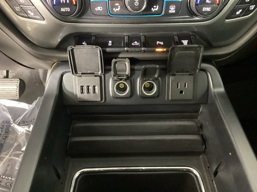 Used 2015 Chevrolet Silverado 2500 LTZ w/ Duramax Plus Package AWD/4WD image 28