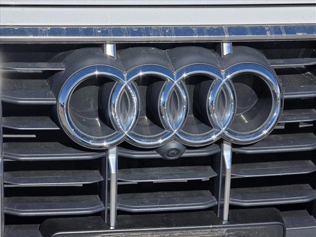 Used 2022 Audi Q7 3.0T Premium image 11