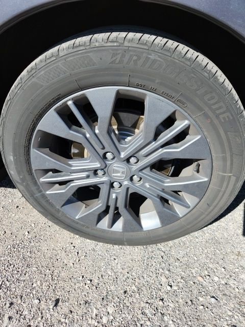 Certified 2025 Honda Odyssey Touring image 10