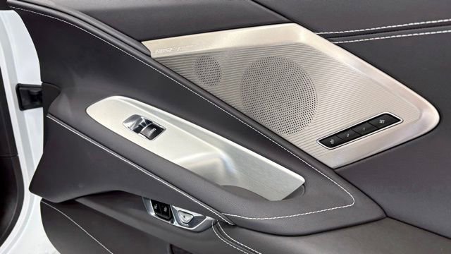 Used 2023 Chevrolet Corvette Stingray Preferred Cpe w/ Z51 Performance Package RWD image 22