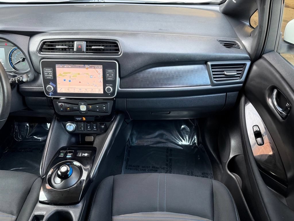 Used 2021 Nissan Leaf SV w/ SV Technology Package FWD image 26