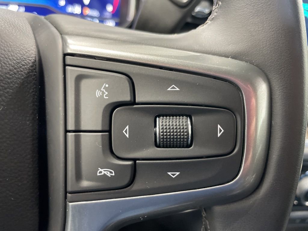 Used 2025 Chevrolet Silverado 2500 LT image 36