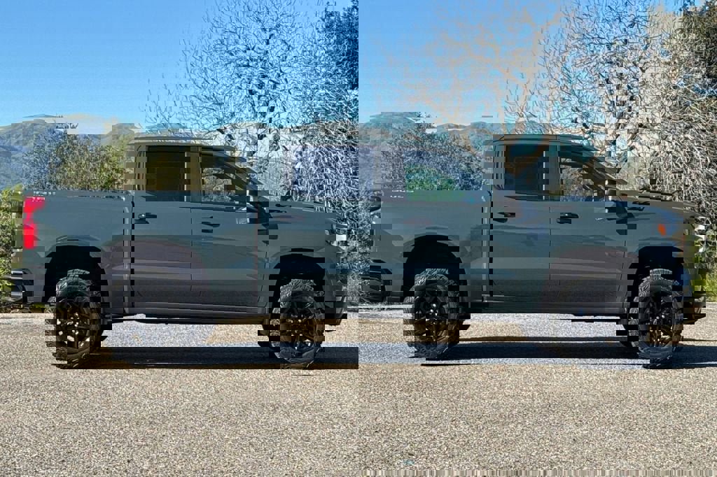 New 2026 Chevrolet Silverado 1500 LT Trail Boss w/ Safety Package image 3