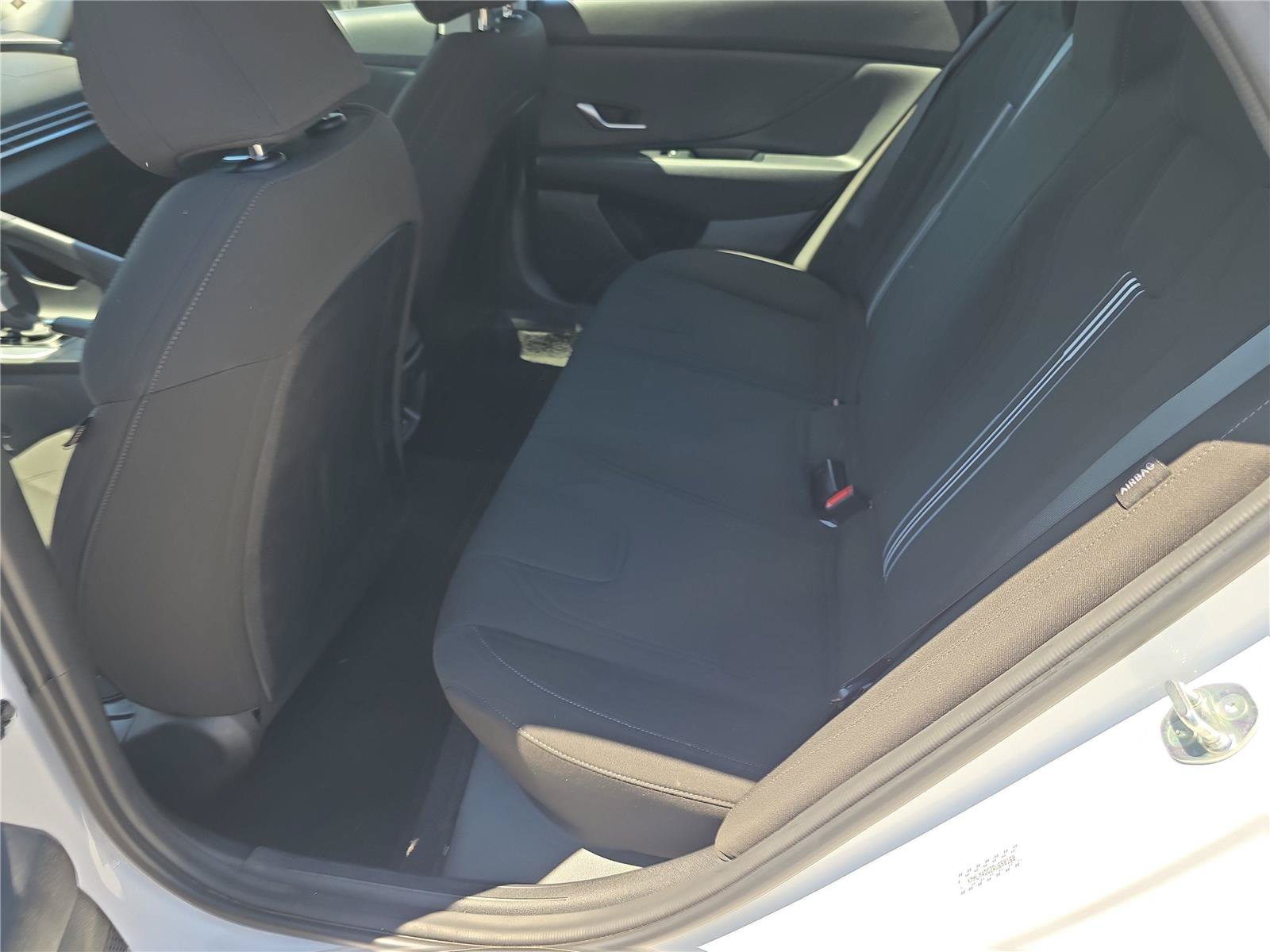Certified 2024 Hyundai Elantra SEL FWD image 16