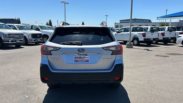 Used 2024 Subaru Outback Premium image 4