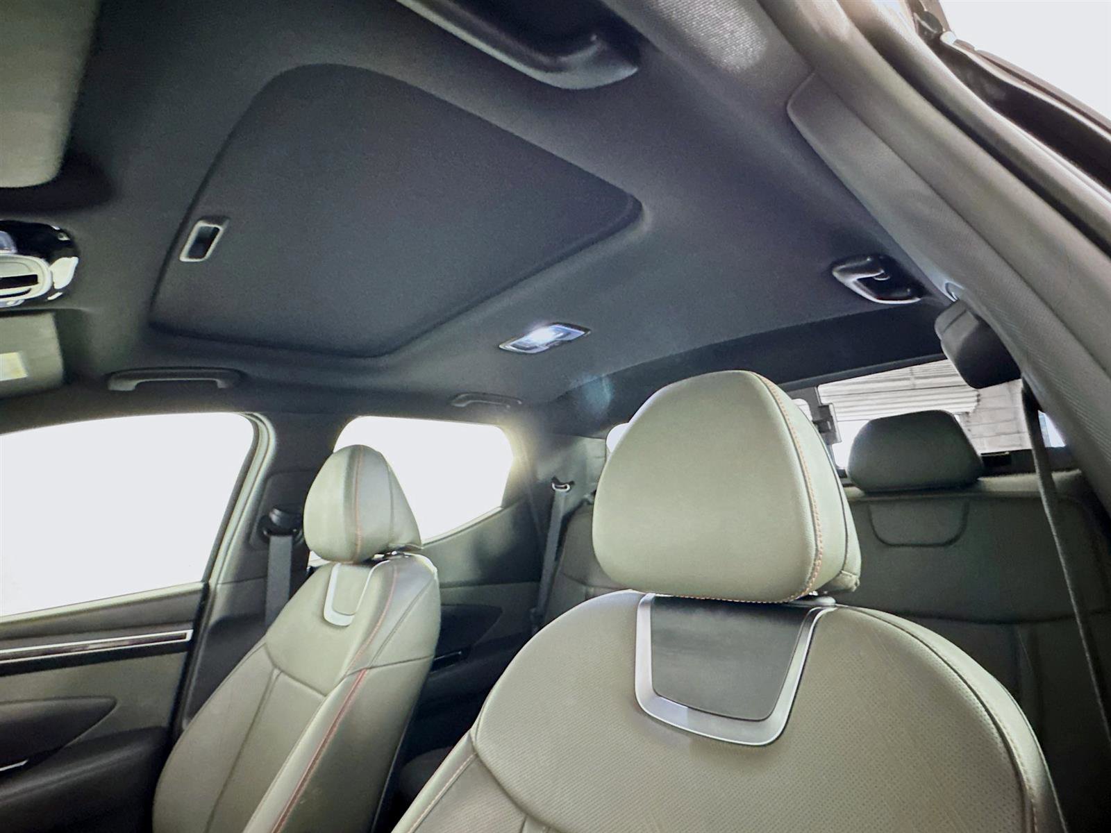 Certified 2024 Hyundai Santa Cruz Limited image 14