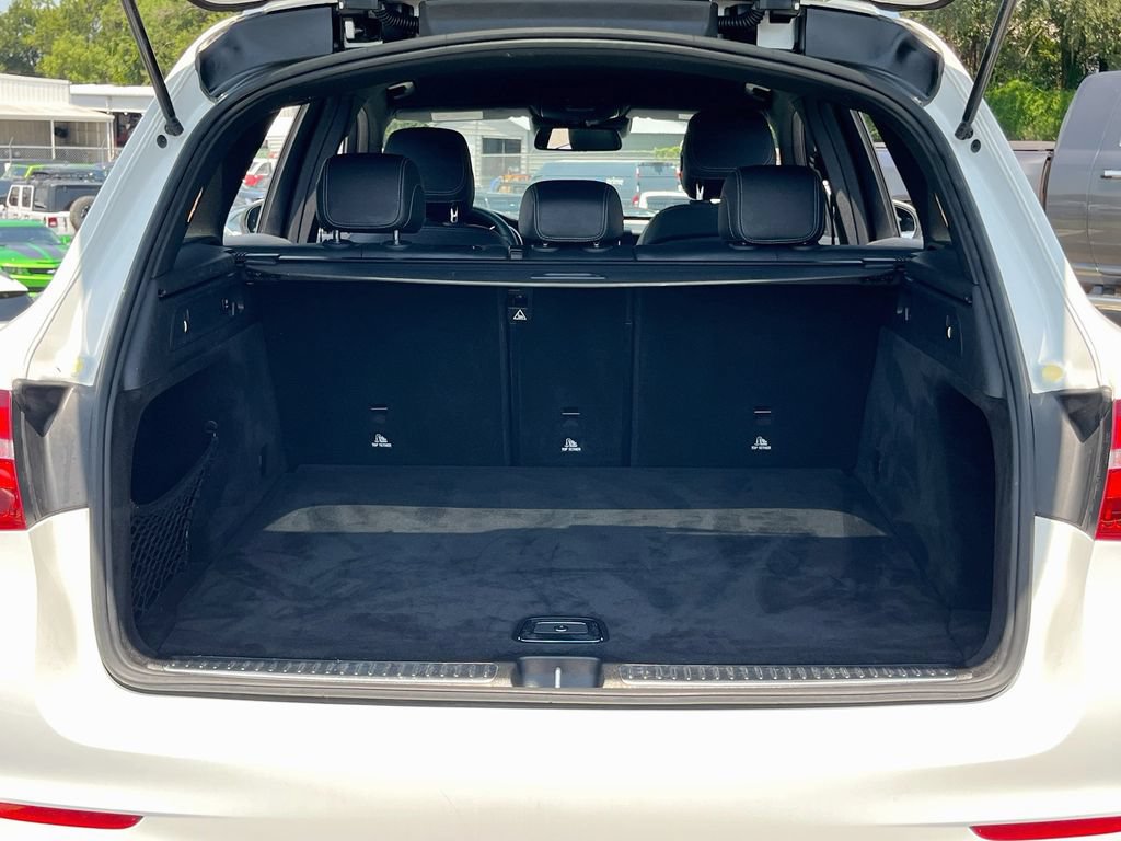 Used 2019 Mercedes-Benz GLC 300 4MATIC image 24