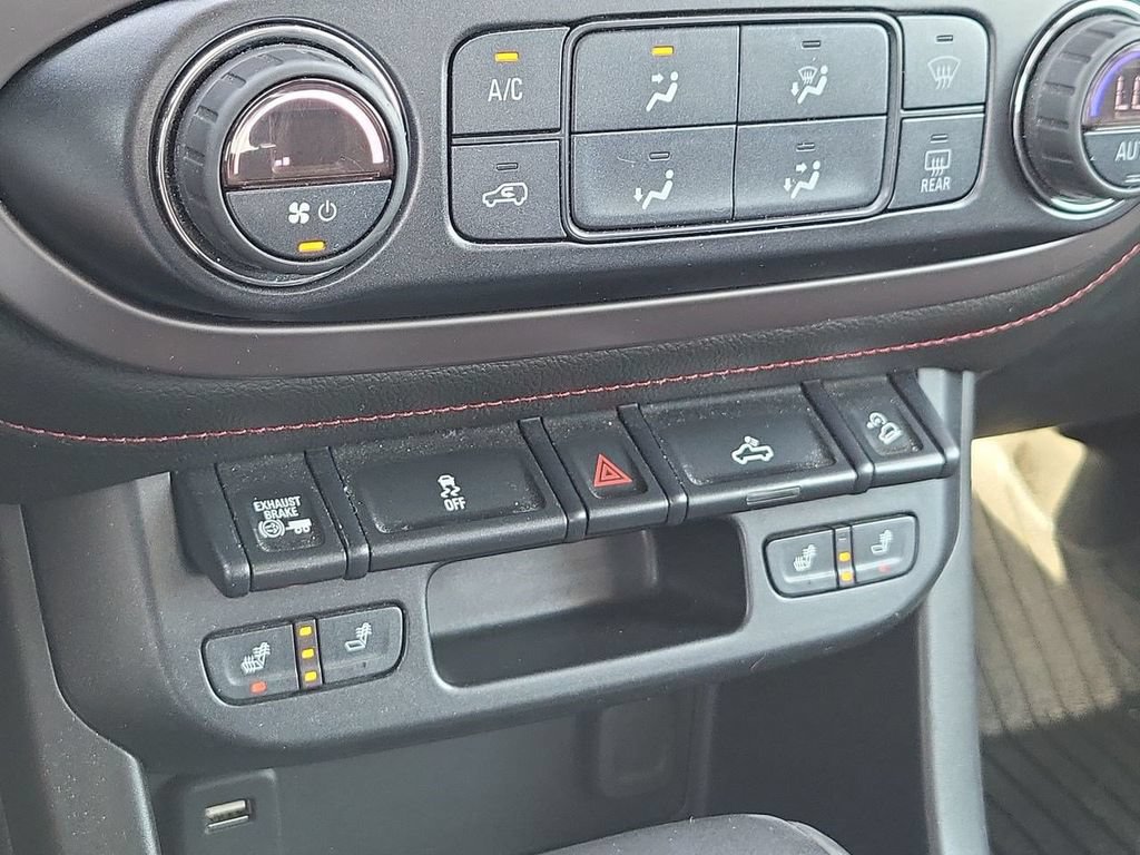 Used 2018 GMC Canyon All Terrain w/ All Terrain X Package AWD/4WD image 41