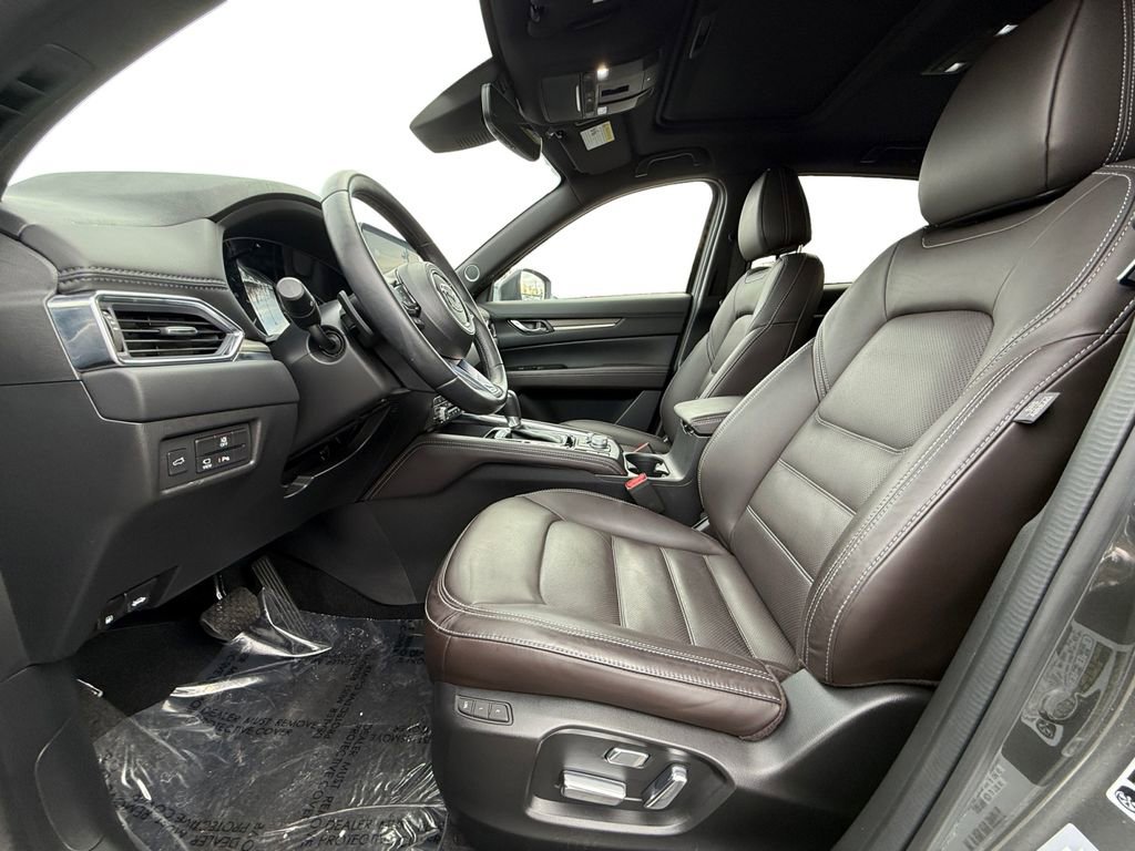 Used 2025 MAZDA CX-5 Signature image 9