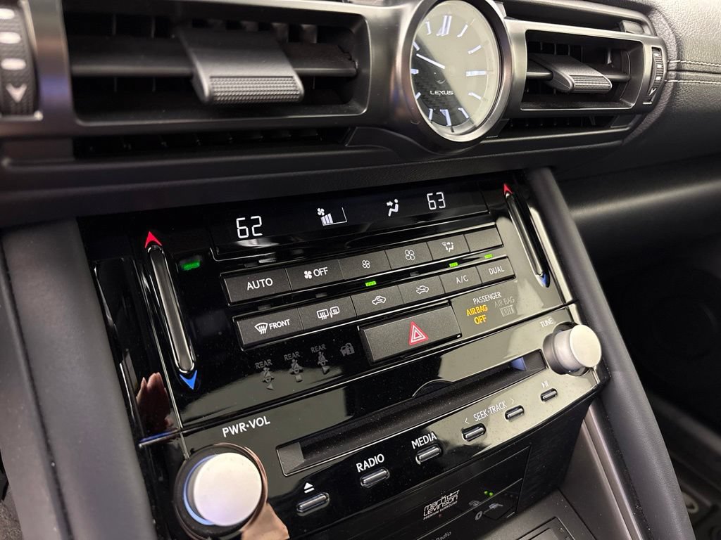 Used 2024 Lexus IS 500 RWD image 43