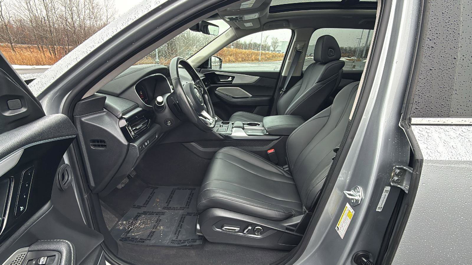 Used 2023 Acura MDX SH-AWD image 27