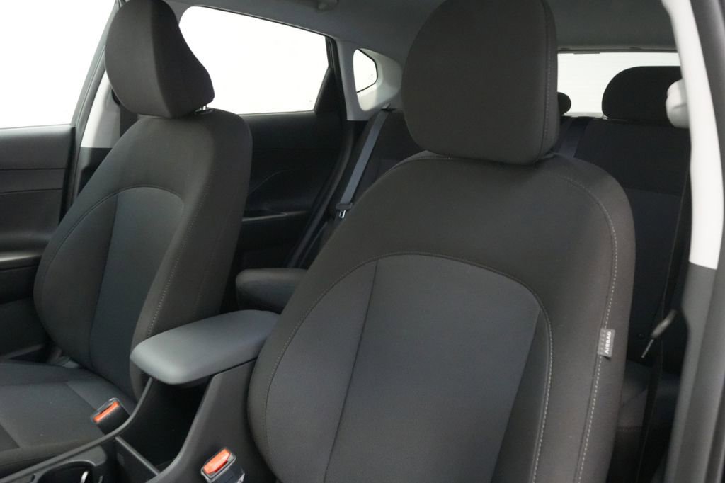 New 2025 Hyundai Kona SEL image 25