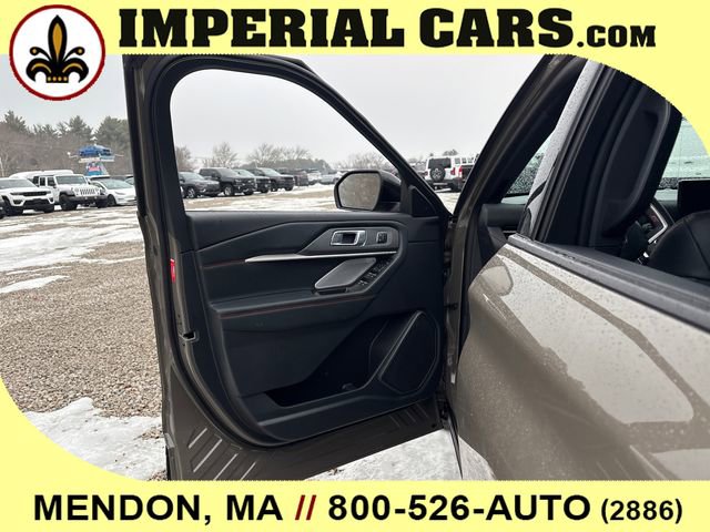 New 2026 Ford Explorer ST w/ Sun And Sound Package image 15