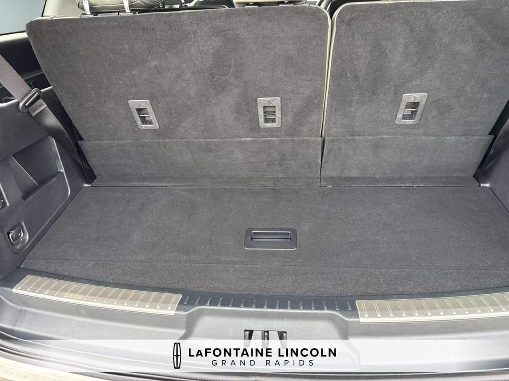 Certified 2024 Lincoln Navigator Black Label AWD/4WD image 30