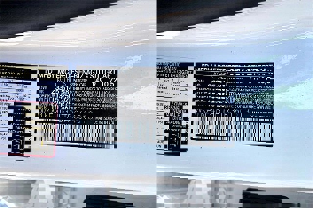 New 2026 Mercedes-Benz C 300 4MATIC Sedan image 17