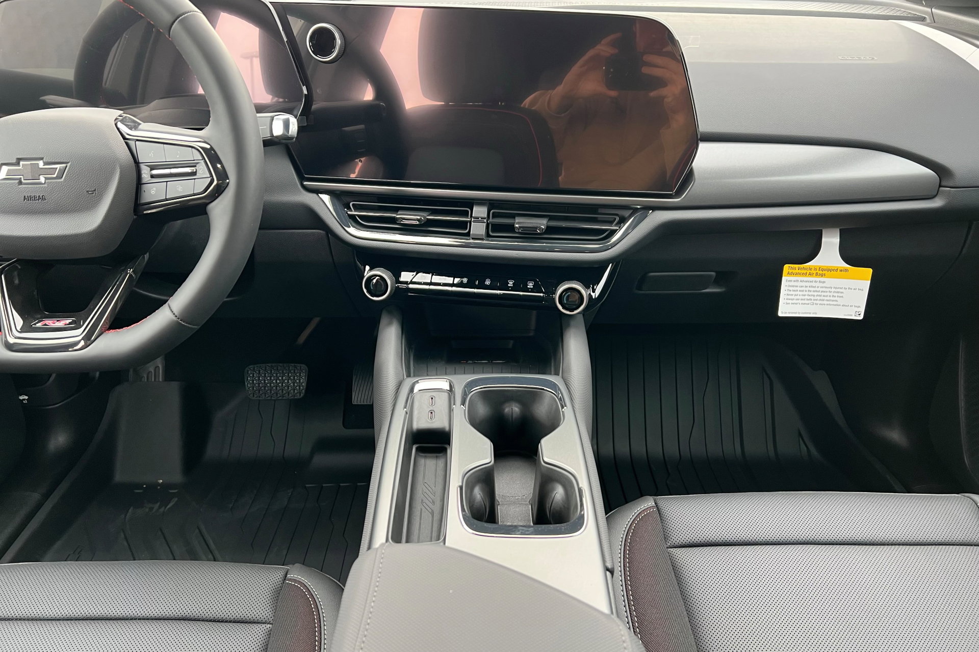 New 2026 Chevrolet Equinox EV RS image 14