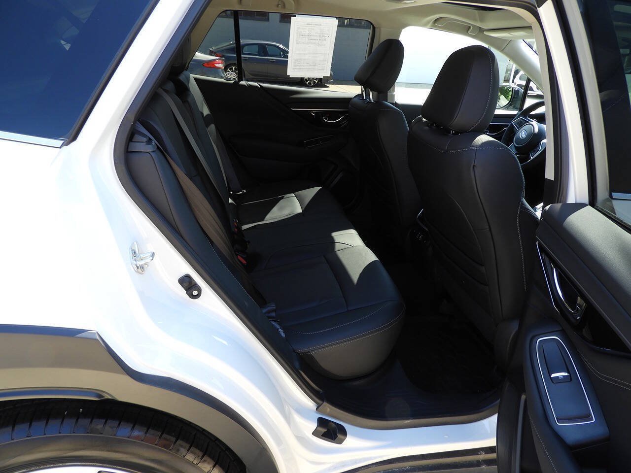 Used 2025 Subaru Outback Limited AWD/4WD image 36