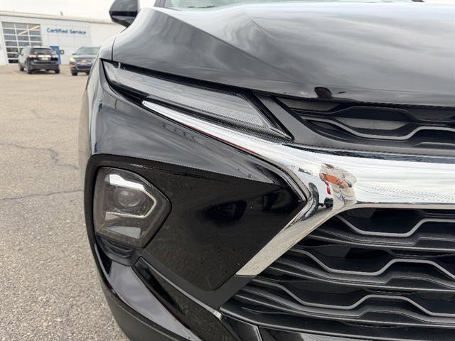 Used 2024 Chevrolet Blazer LT w/ Convenience Package AWD/4WD image 10