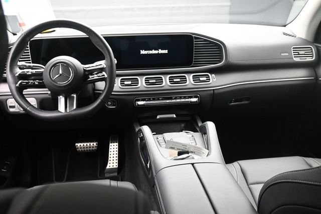 Certified 2026 Mercedes-Benz GLS 450 4MATIC image 9