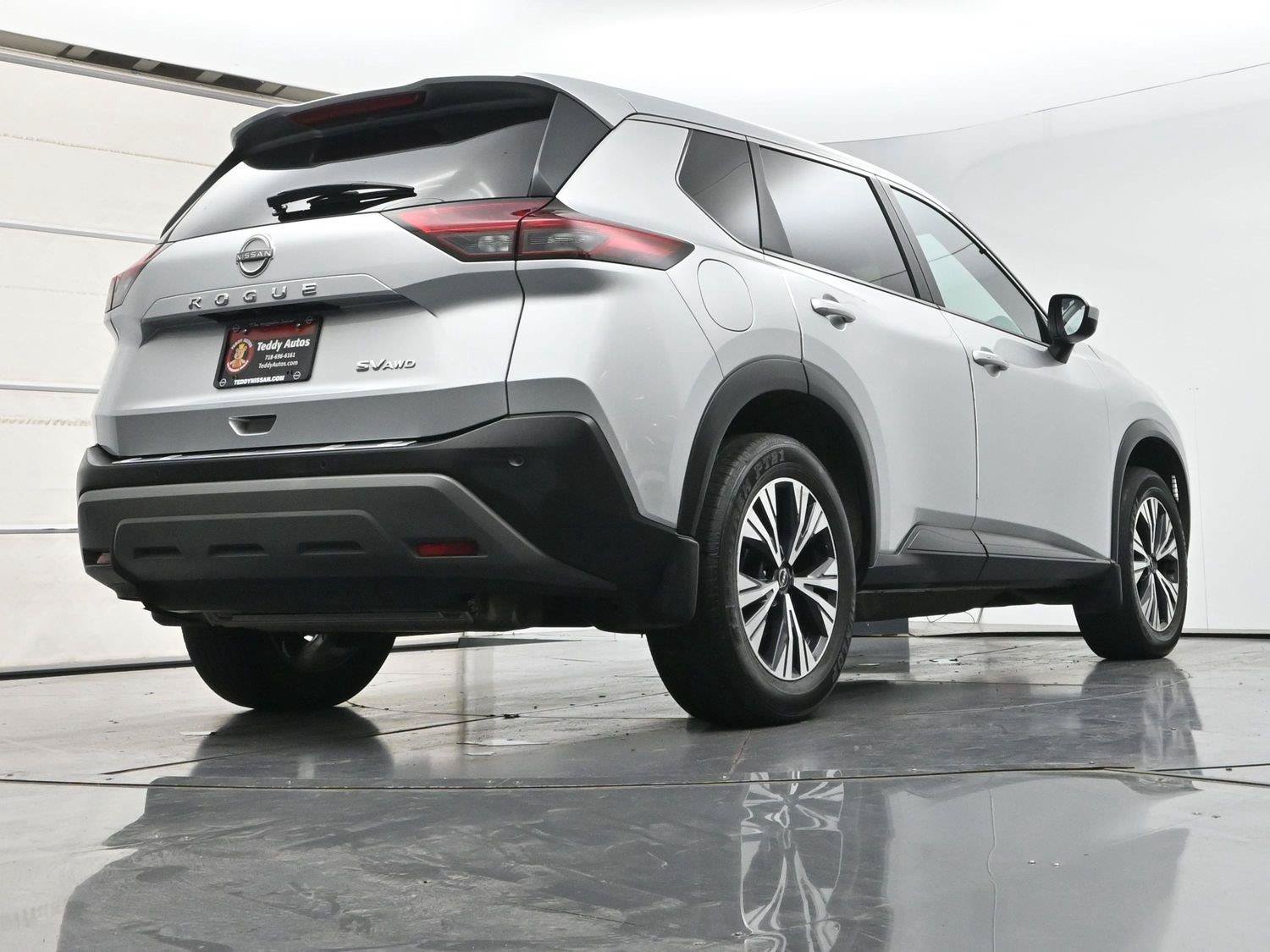 Used 2023 Nissan Rogue SV AWD/4WD image 33