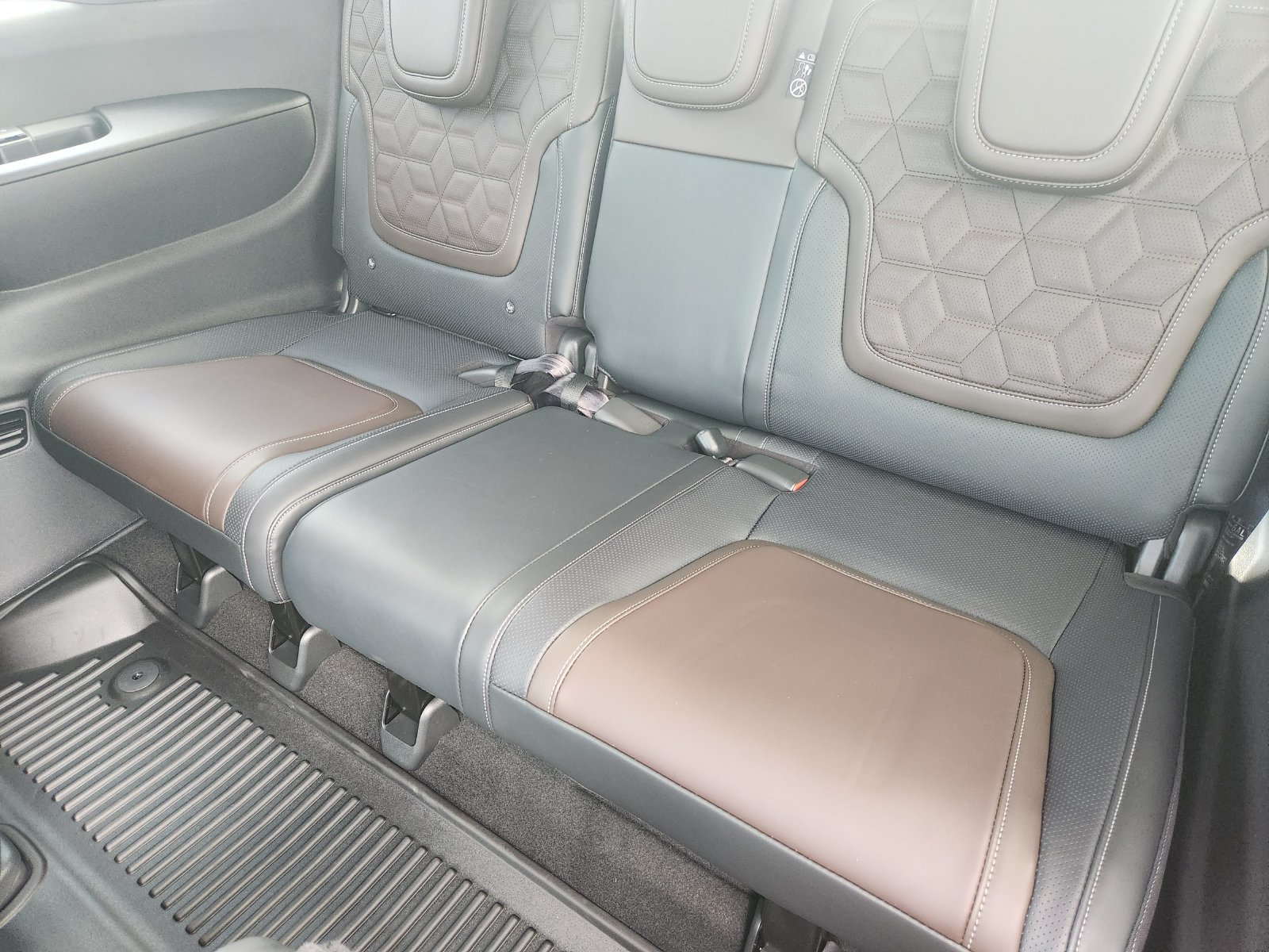 New 2026 Nissan Armada Platinum RWD image 24