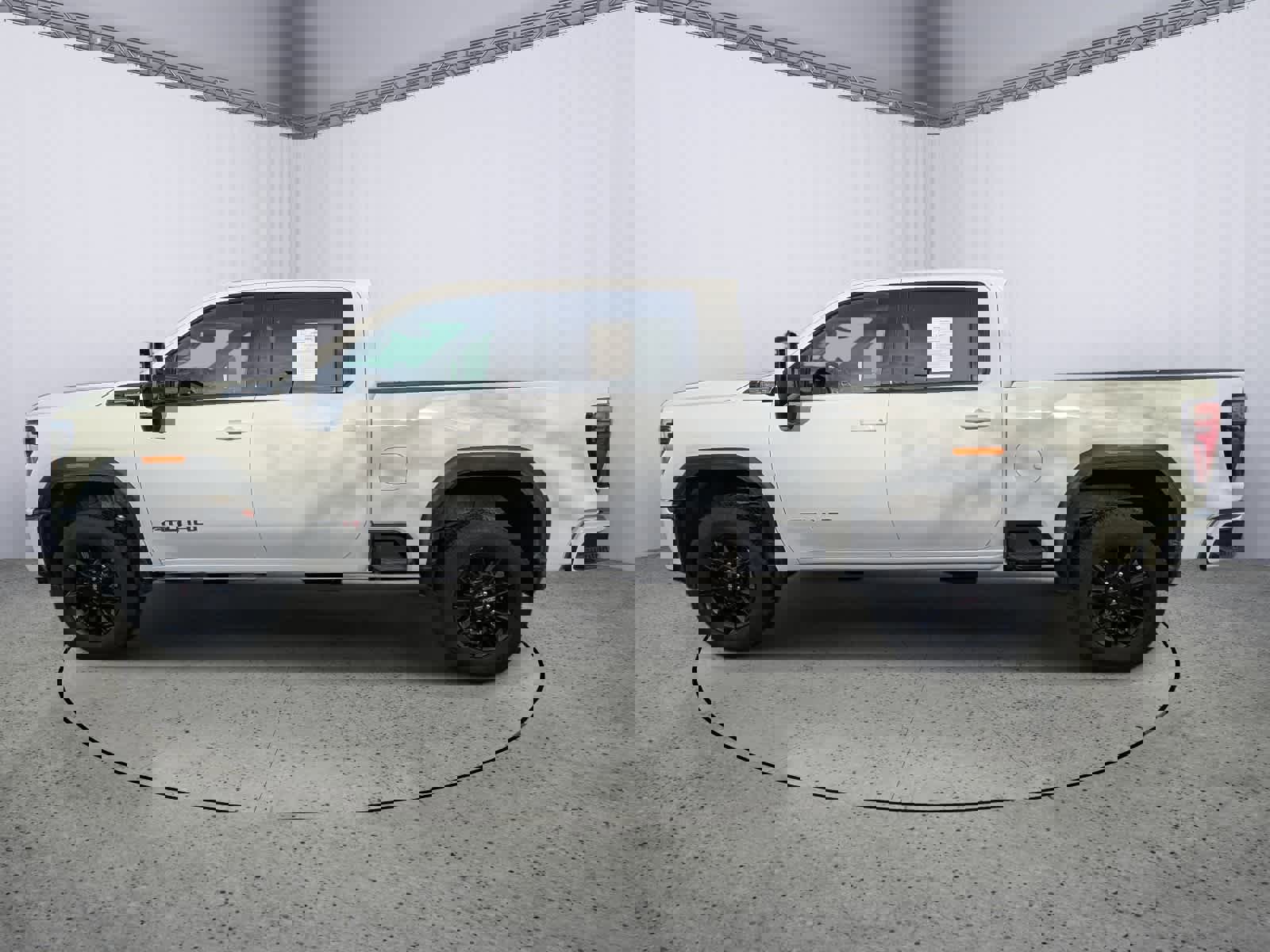 Used 2025 GMC Sierra 2500 AT4 image 5